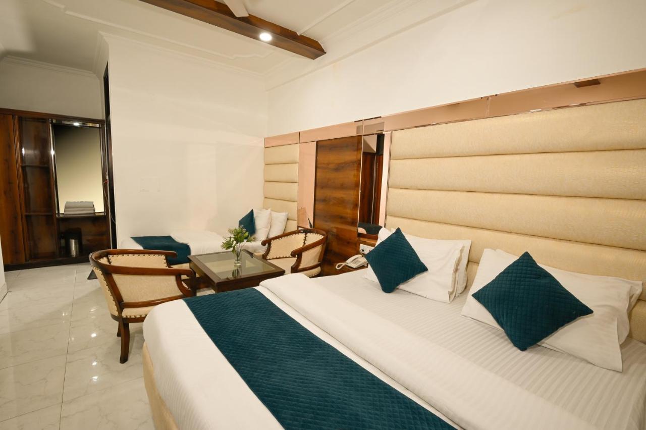 Hotel Baba Deluxe Near New Delhi Railway Station And City Center -By Rcg Hotels Exteriör bild